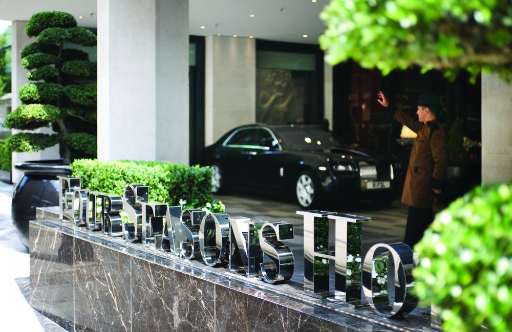 Four Seasons Hotel London at Park Lane image 1